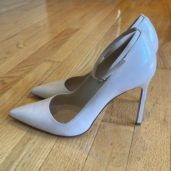 Manolo Blahnik beige heels size 39.5 - Picture 4 of 8